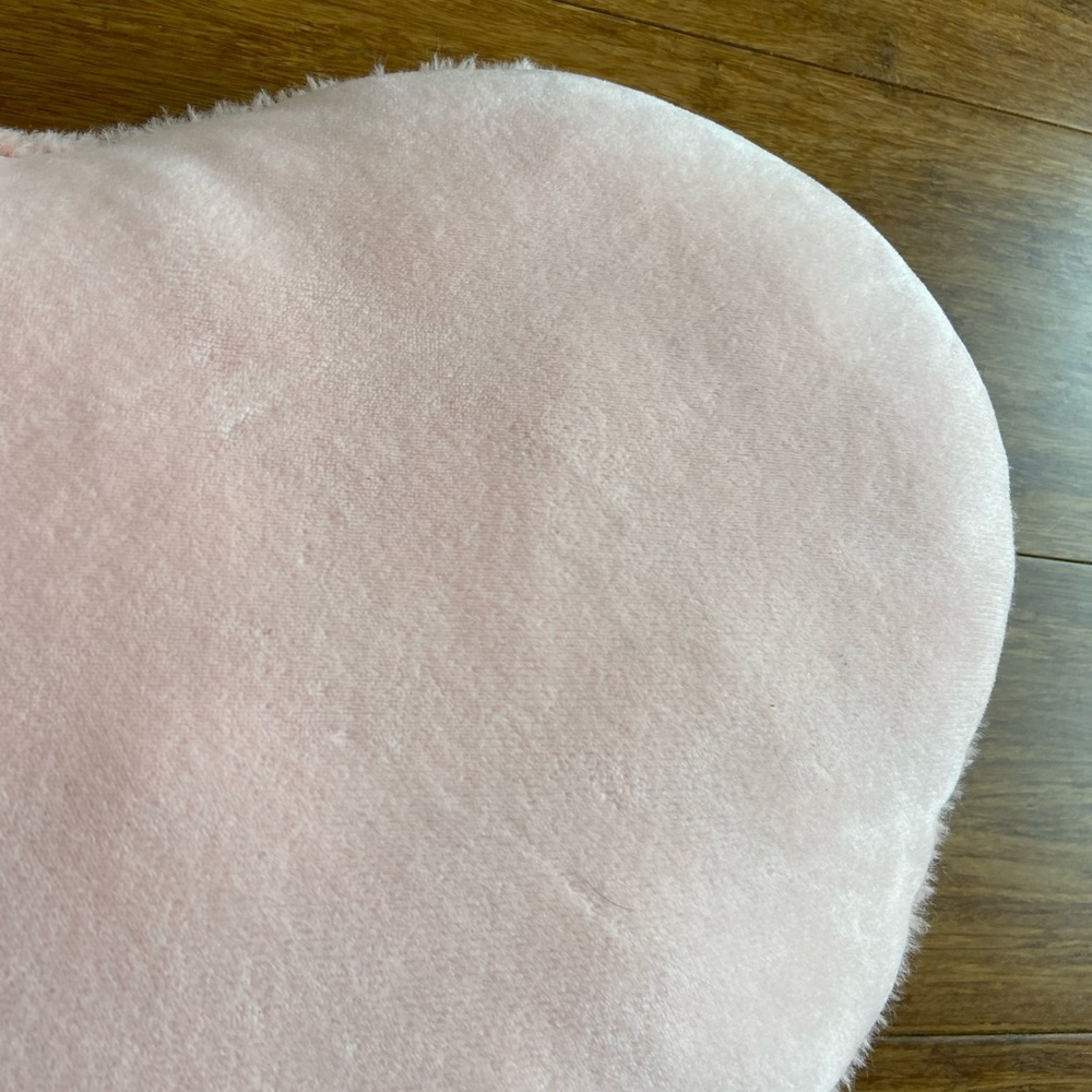 Heart pillow, light pink - Picture 5 of 9